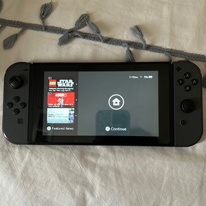 Nintendo Switch & console